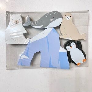 ❌SOLD❌NEW Wooden Play Set -arctic animals Target Bullseye’s Playground